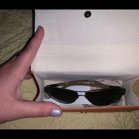 Tory Burch Sunglasses - Picture 4 of 7